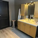 Апартаменты Large With Great Views *