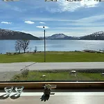 Апартаменты Large With Great Views
