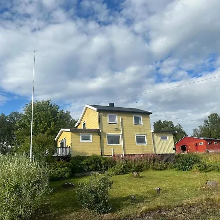 Large With Great Views *