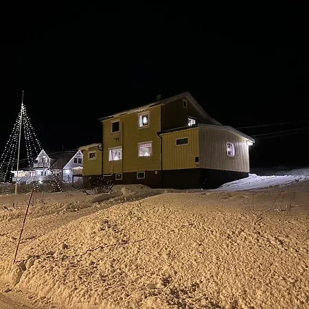 Apartment Large With Great Views Senja