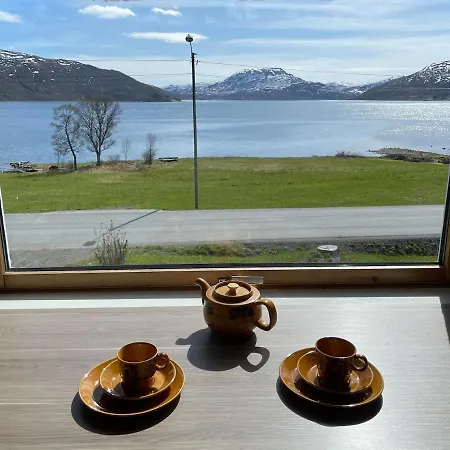 Large With Great Views *